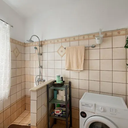 Apartament Thodoros