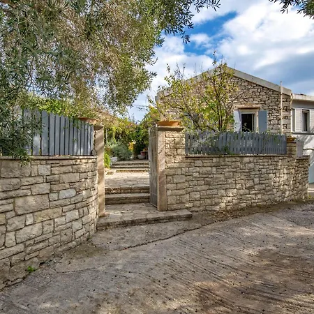 Thodoros Apartment Boikatika